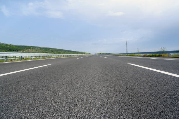 Close-up of the highway.