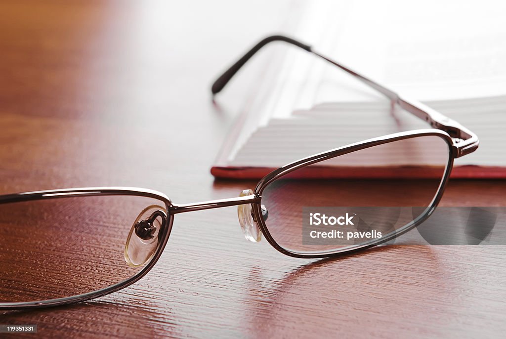close-up de óculos e Livro aberto - Royalty-free Aprender Foto de stock