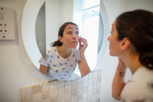 istock Cleansing Skin Closely 1193552950