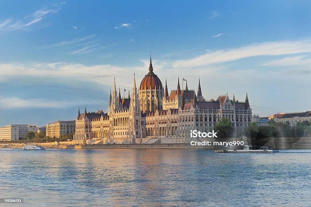 El Parlamento en Budapest - Foto de stock de Budapest libre de derechos