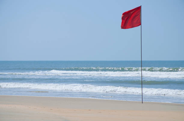 istock Blue sea with waves in india 1193644967