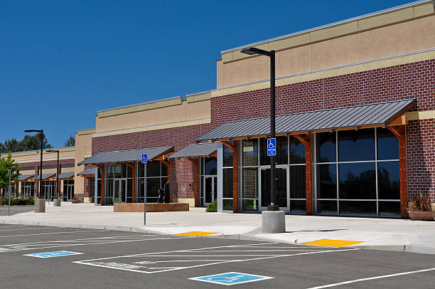 istock Shopping Center Strip Mall 119372055