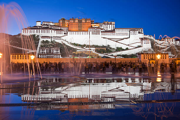 istock Potala Palace Night 119375710