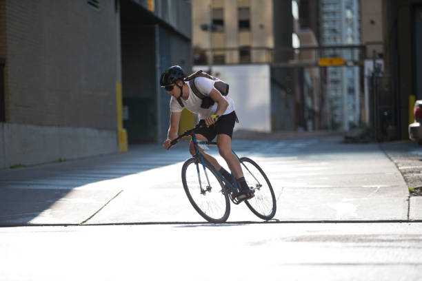 istock Big City Bicycle Messenger 1193760793