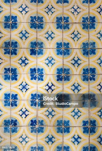 Azulejos Portugalii - zdjęcia stockowe i więcej obrazów Abstrakcja - Abstrakcja, Bliskie zbliżenie, Ciągłość