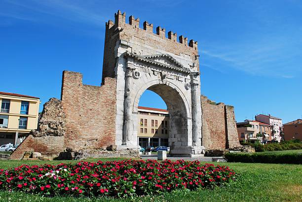 istock Augustus' triumph arch, Rimini, Italy 119381556