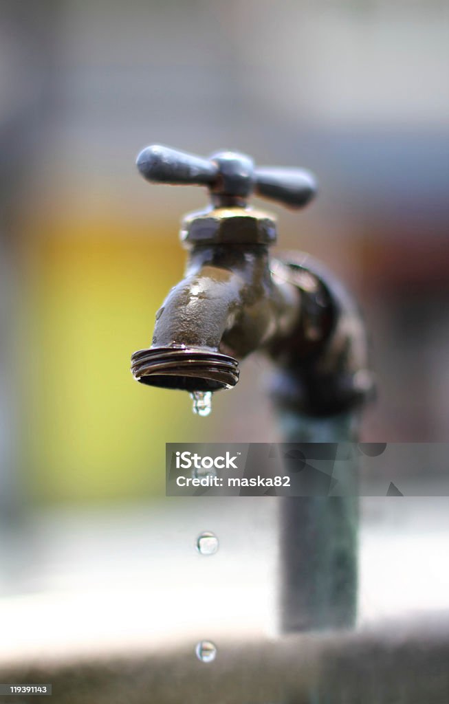 L'acqua - Foto stock royalty-free di Acqua fluente