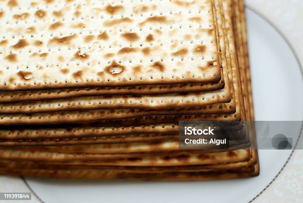 Matzot Stockfoto und mehr Bilder von Matze - Matze, Ausgedörrt, Braun