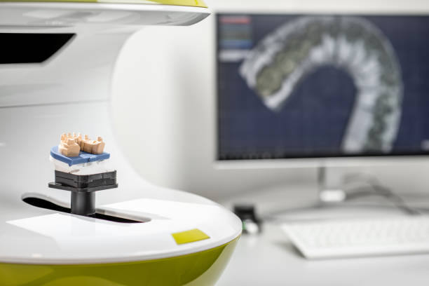 istock Scanning jaw model on the 3rd scanner at the lab 1194031140