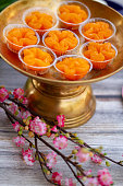 thai-desserts-tong-yip.jpg?b=1&s=170x170&k=20&c=c-iMj_-KsIDmfKMNt4eSUiMsetPUE7UZqOxJyuSpnhQ=