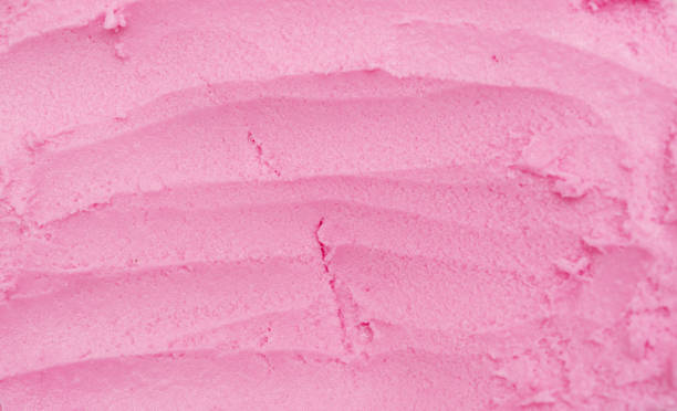 istock Strawberry ice cream 1194063133