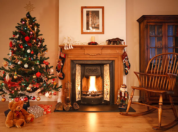istock Christmas living room 119406953