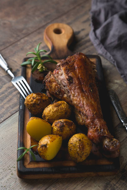 istock Baked turkey leg with garnish 1194088662
