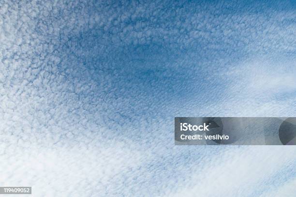 Rozproszone Chmury - zdjęcia stockowe i więcej obrazów Bez ludzi - Bez ludzi, Chmura, Cirrocumulus
