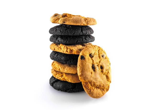 pila di biscotti all'uvetta. biscotti al cioccolato - oat oatmeal isolated stack foto e immagini stock