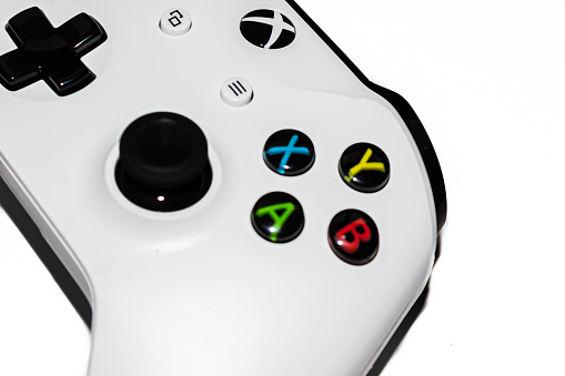 Microsoft Xbox One Controller white color, Bogotá, Colombia december 14 2019