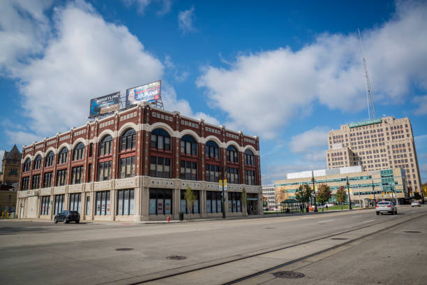 Woodward Avenue, Detroit's Main Street, Detroit, Michigan, USA Leonard Simons Building, Constructed in 1915 and owned by Wayne State University. Woodward Avenue, Detroit's Main Street, Detroit, Michigan, USA woodward stock pictures, royalty-free photos & images