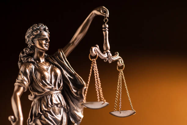 istock A blindfolded bronze statue of Justice 1194229108