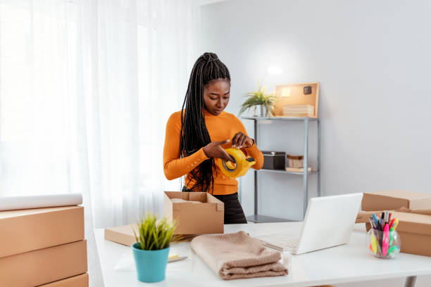 istock Home delivery small business 1194247277