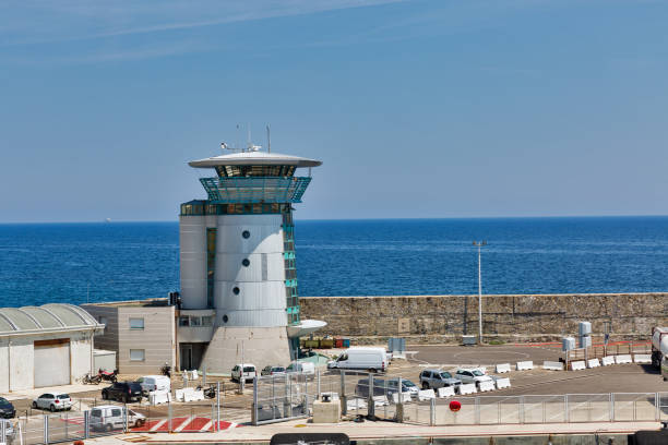 puerto de ferris de bastia con faro. córcega, francia. - arrival beacon blue nautical vessel fotografías e imágenes de stock