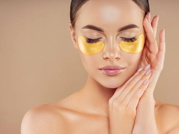 istock Woman with eye patches under her eyes 1194263087