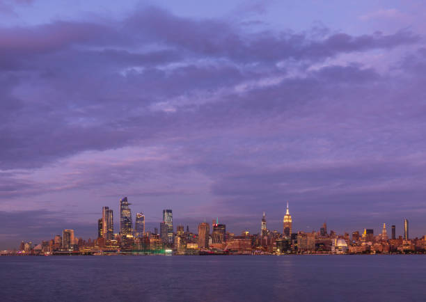 istock View of Manhattan skyline at sunset 1194287180