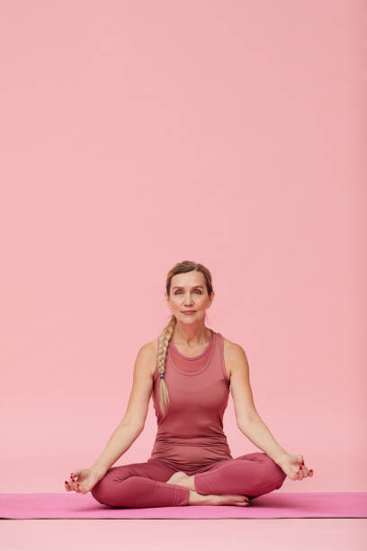 Vestidos De Dama Color Rosa Viejo - Banco de fotos e imágenes de stock - iStock Vestidos De Dama Color Rosa Viejo - Banco de fotos e imágenes de stock - iStock