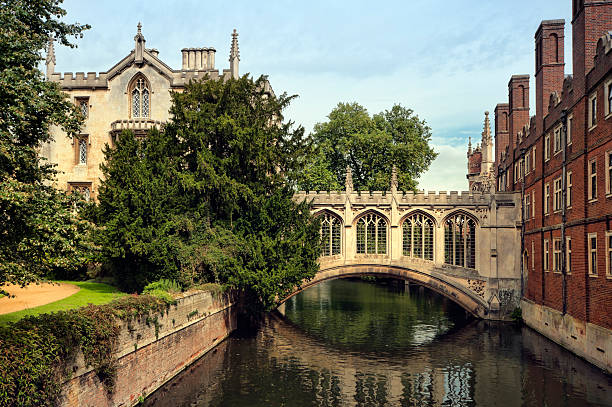 ponte dei sospiri, cambridge. - cambridgeshire foto e immagini stock