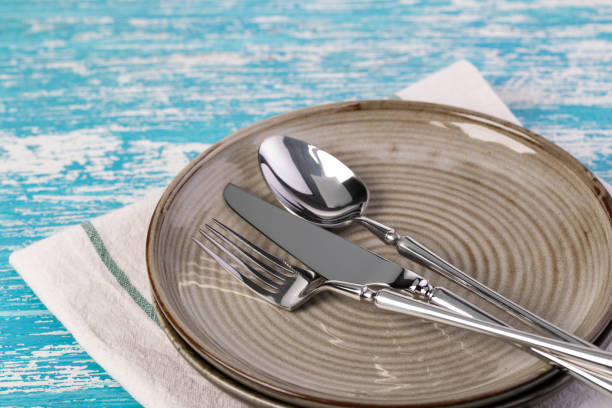istock plate and cutlery 1194309777