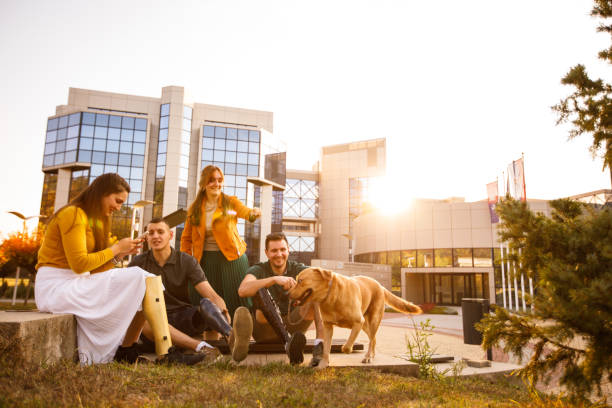 istock Friends with artificial legs hanging out together 1194372348