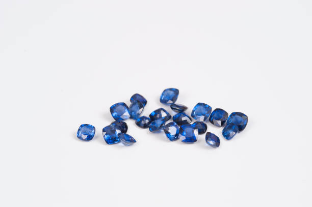 gemstone azul solta natural da safira. - sapphire - fotografias e filmes do acervo
