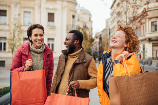 istock Christmas shopping 1194525590