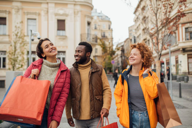 istock Christmas shopping 1194525594