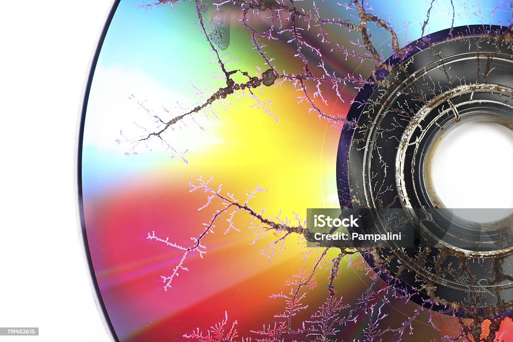 CD-ROM de microondas - Foto de stock de Agrietado libre de derechos