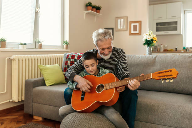 istock Let me show you 1194531257