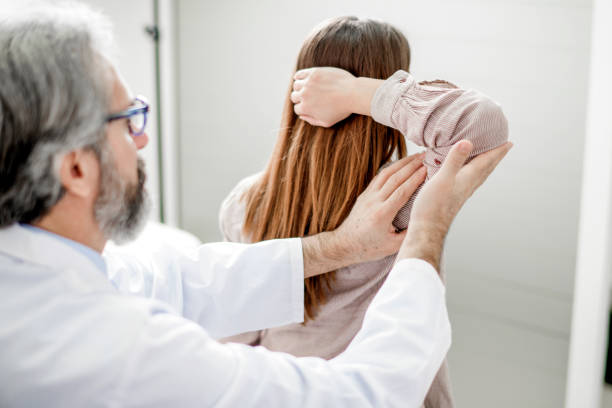 istock Pain in arm 1194547058