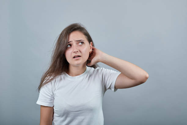 istock Girl is listerning to information that so far away from her 1194565801