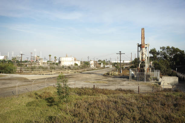 istock Oil field 1194621634