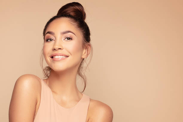 istock Smile beautiful brunette woman. 1194652868