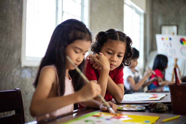 istock Young group of students in an arts in school 1194655836