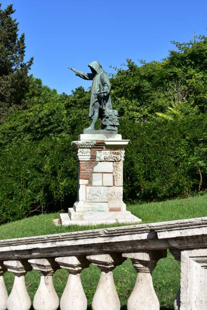 istock Cola di Rienzo statue erected on 1877 close to Cordonata Capitolina steps and handrail. Rome, Italy. 1194666844