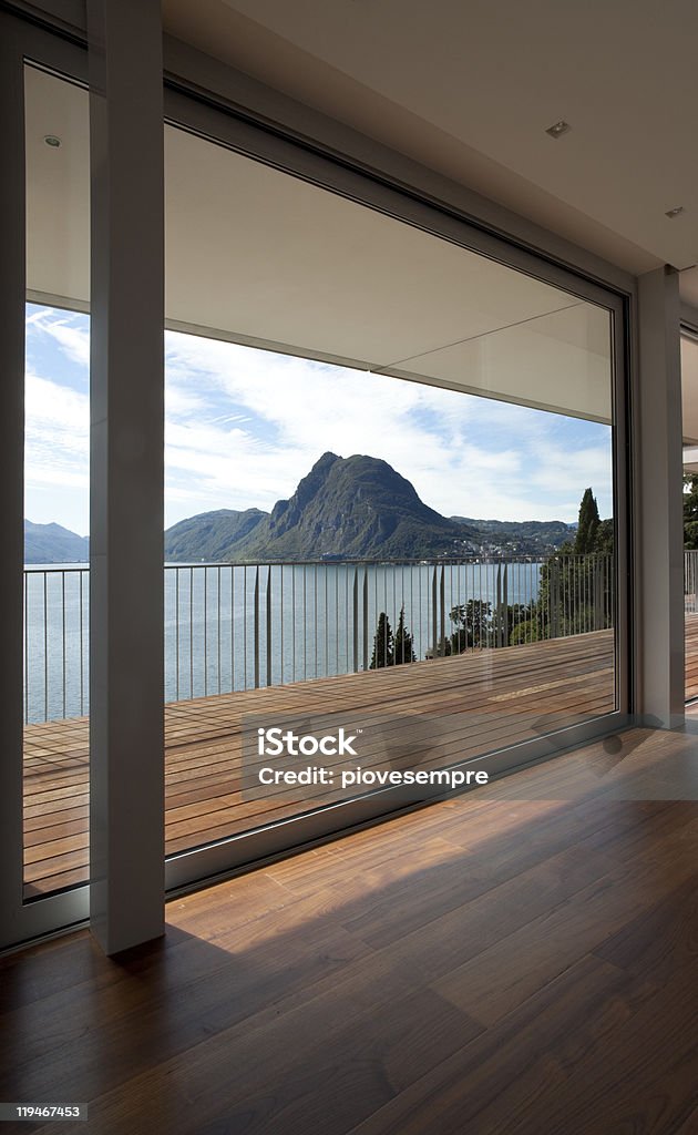 Hermosa suite tipo penthouse - Foto de stock de Ancho libre de derechos