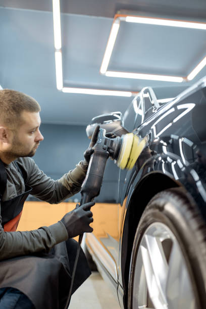 istock Professional vehicle body polishing 1194687909