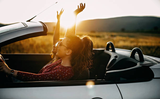 istock Two friends travel together 1194698184