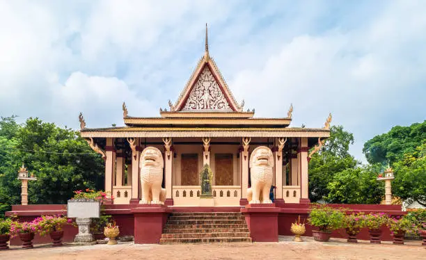 Photo of Wat Phnom Hill temple