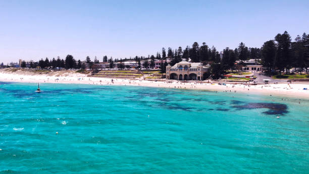 Aerial view of Cottesloe Beach including Indiana Tea House Droneshot of Cottesloe Beach at a sunny day with blue sky and blue water, Perth, Western Australia, Australia cottesloe stock pictures, royalty-free photos & images