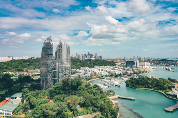 istock Homes in Singapore seen from above 1194814324