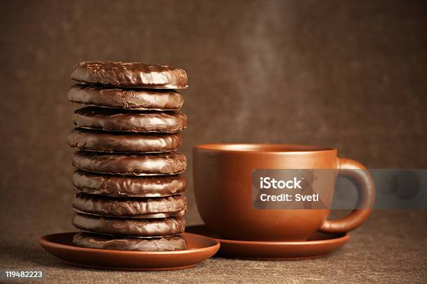 Cookies De Chocolate E Café - Fotografias de stock e mais imagens de Alimentação Não-saudável - Alimentação Não-saudável, Bebida, Bolacha