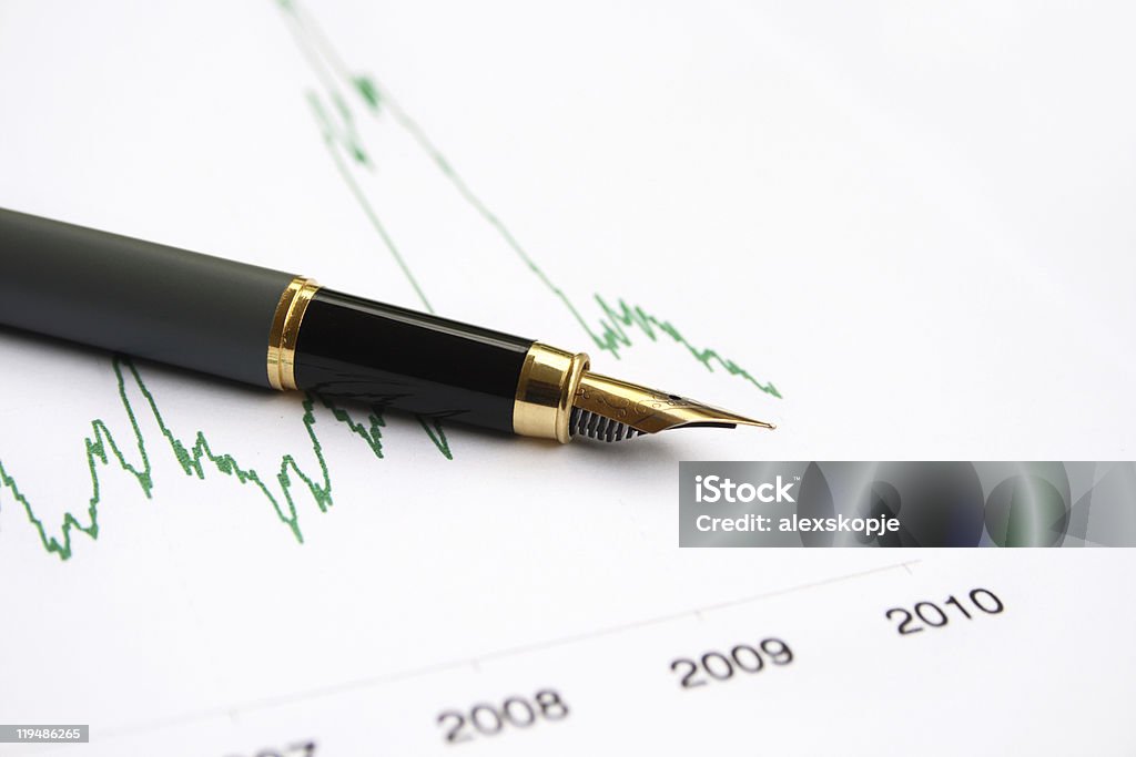 Финансовые диаграммы - Стоковые фото 2010 роялти-фри