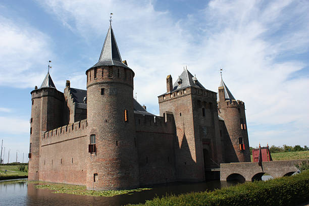 istock Muiderslot Castle in Muiden, The Netherlands 119487731